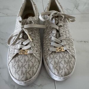 Michael Kors Cream MK Logo Low-Top Sneakers
